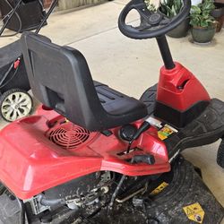 Troy Built 30in Up Right Mower