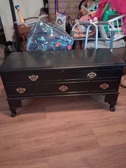 Ceder Lined Chest