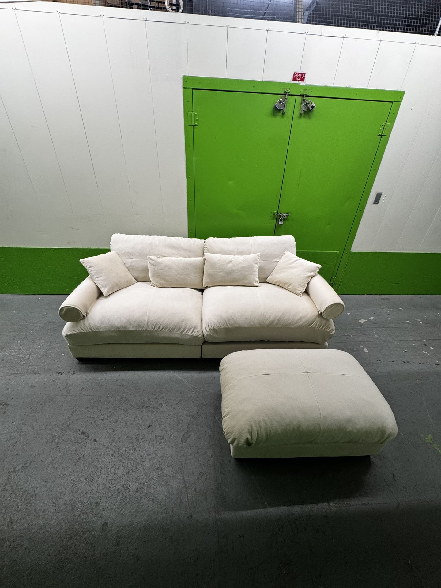 Comfortable Upholstered Velvet Sofa Set - FREE DELIVERY