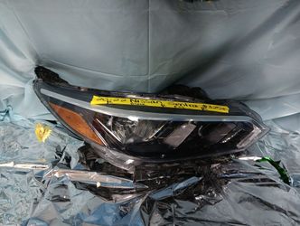 2020-22 Nissan Sentra Right Headlight Black Regular 