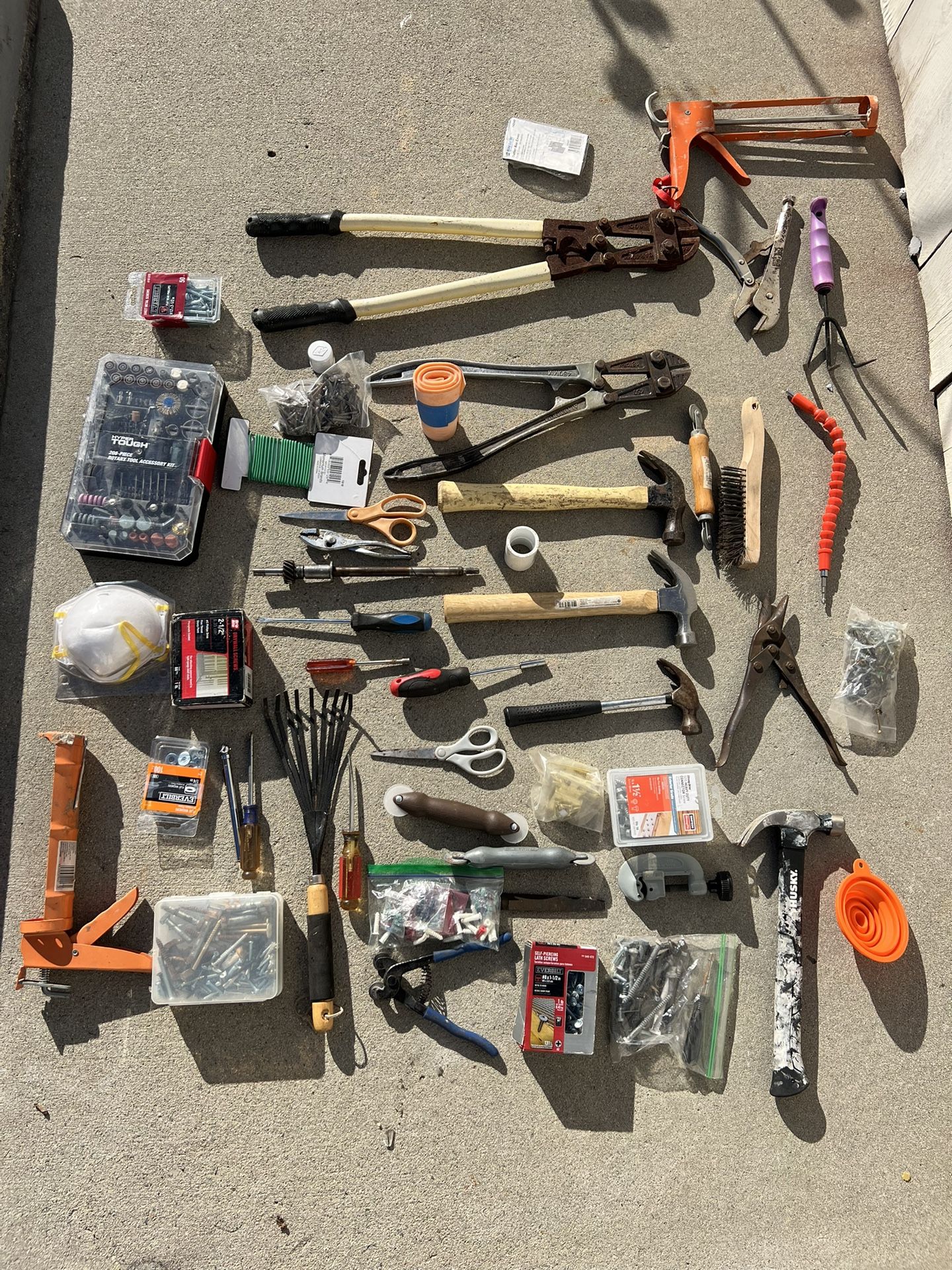 Tool Lot Hammer Bolt Cutter Wrench Pliers Hardware Caulk Gun Mask Rotary Tool Screwdriver