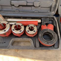 Central Machinery Pipe Threaders