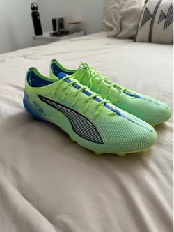 Pumas Cleats Soccer Size 13M