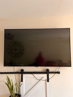Philips 65" 4K (2160p) LED Flat Wall Mountable HDMI TV