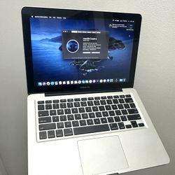 FIRM PRICE - MacBook Pro Mid 2012 • 8gb Ram • 500gb HDD • Original Charger w/Extension • Perfect Condition