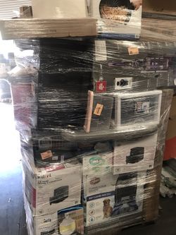 Mixed household appliance pallet from Target 6ft tall !