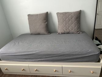 Twin Bed With Mattress