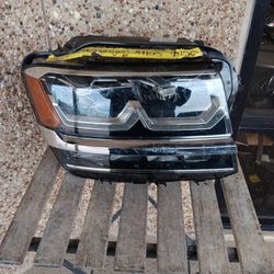 2018-19 Volkswagen Atlas Right Headlight Computer 