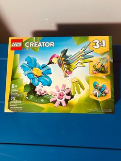 LEGO Creator 3-in-1 Colorful Hummingbird 31384