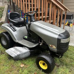 CRAFTSMAN LTS 1500 Mower Tractor