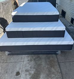 Queen Size Mattress Pillow Top New memory Foam