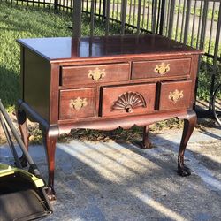 Antique mahogany Maddox Chest 