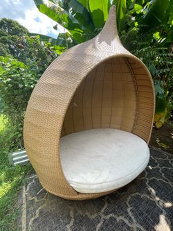 Outdoor furniture $75