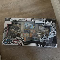 Pokemon Unova Heavy Hitters Premium Collection Scarlet & Violet 