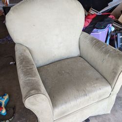 $20 Rocking Chair DIRTY 