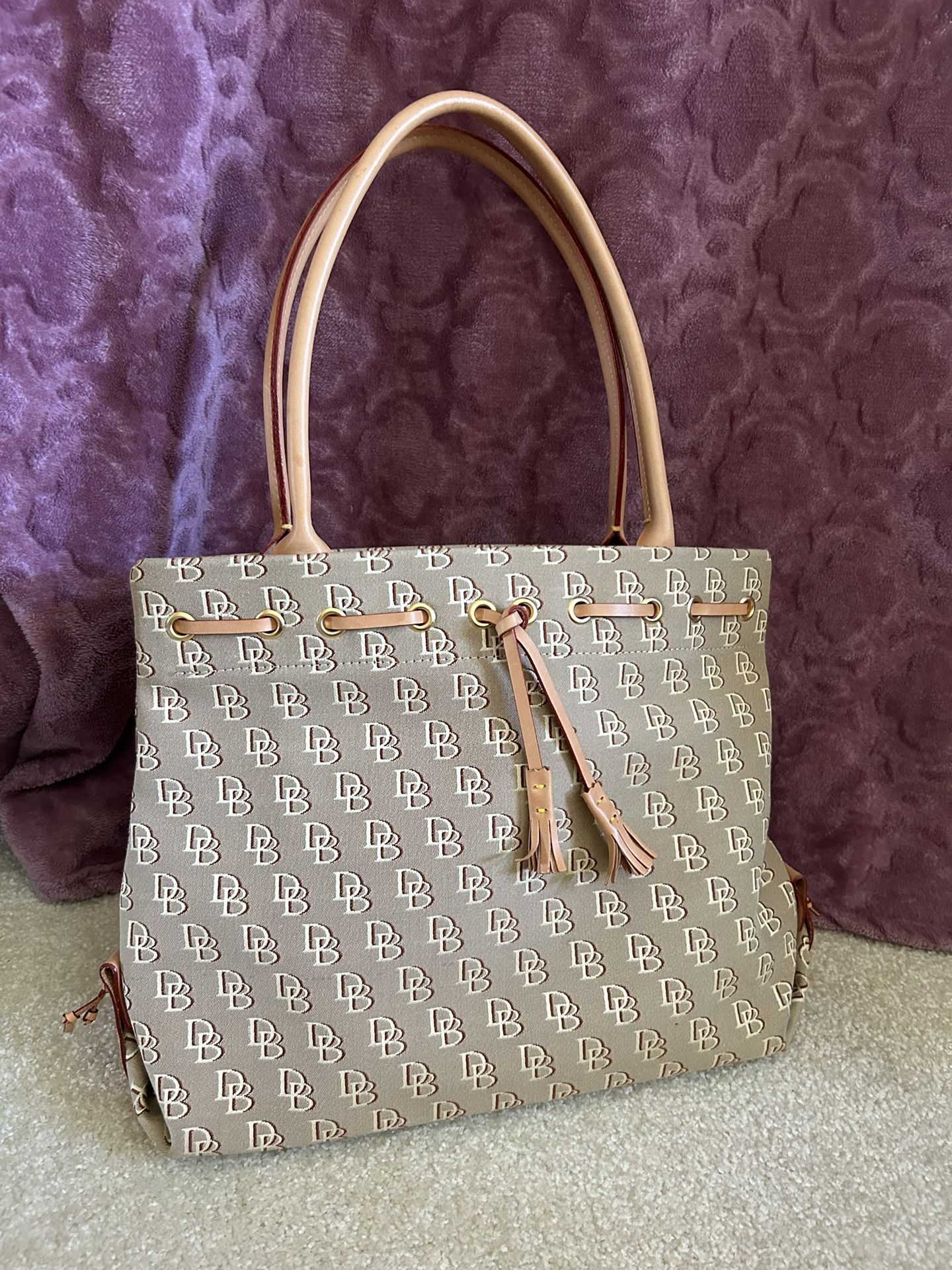 Dooney & Bourke, INC Purse