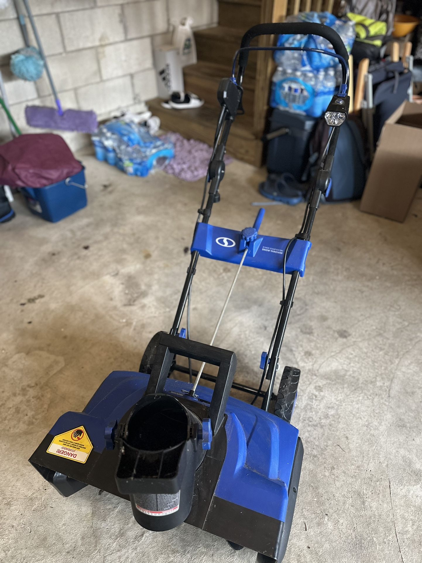SnowJoe SJ625E Electric 21 Inch Snow Thrower 15 Amp
