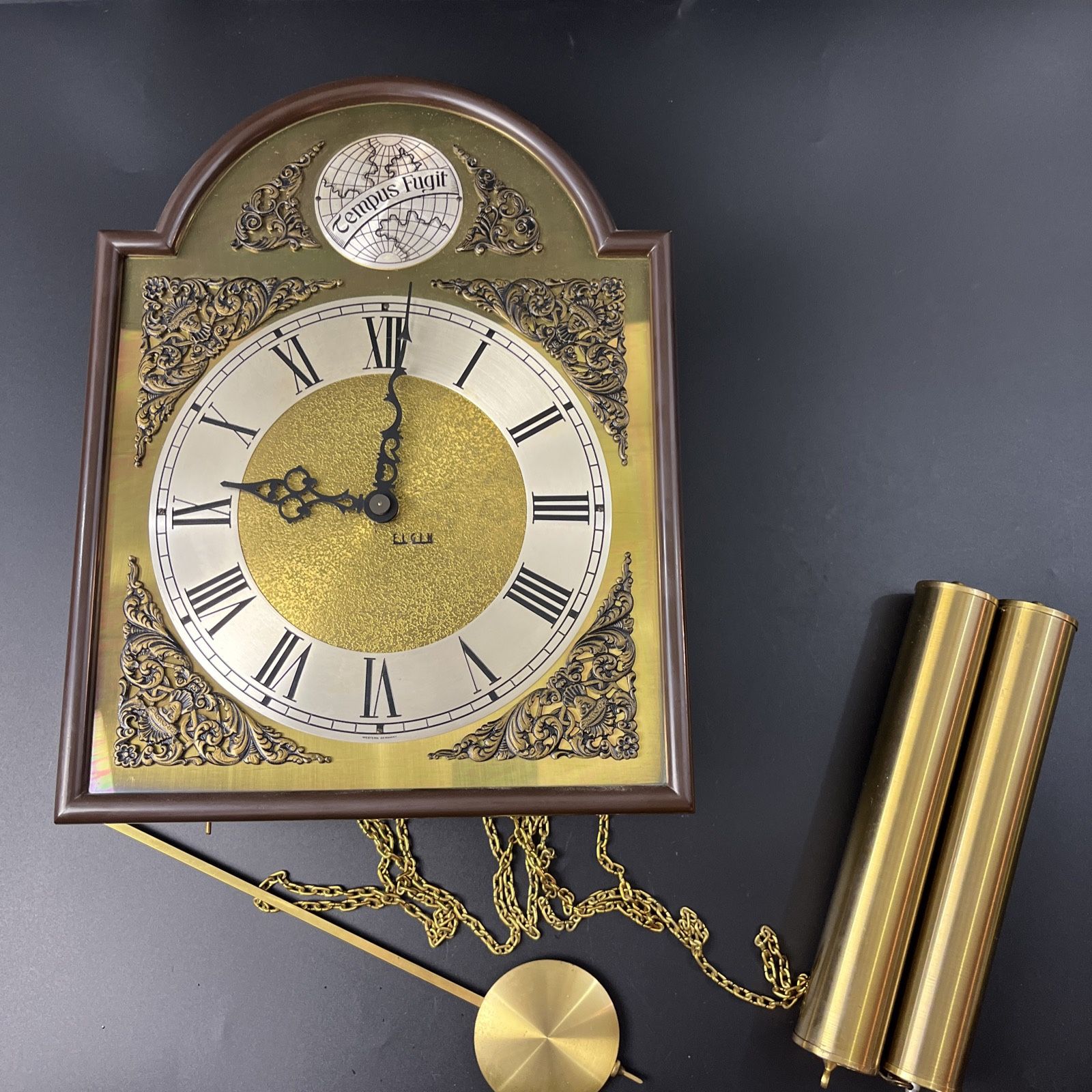Vtg Elgin Tempus Fugit Wall Clock Chime Germany 241-030 Brass Jewels Unadjusted Untested by me, estate find. Looks to be in good condtion. Selling