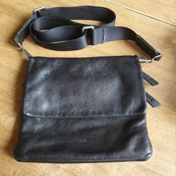 Vintage Black Leather Crossbody Purse 