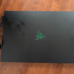 Razer 18 RTX 4080 "2024 Model"