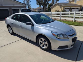 2016 silver Chevy malibu