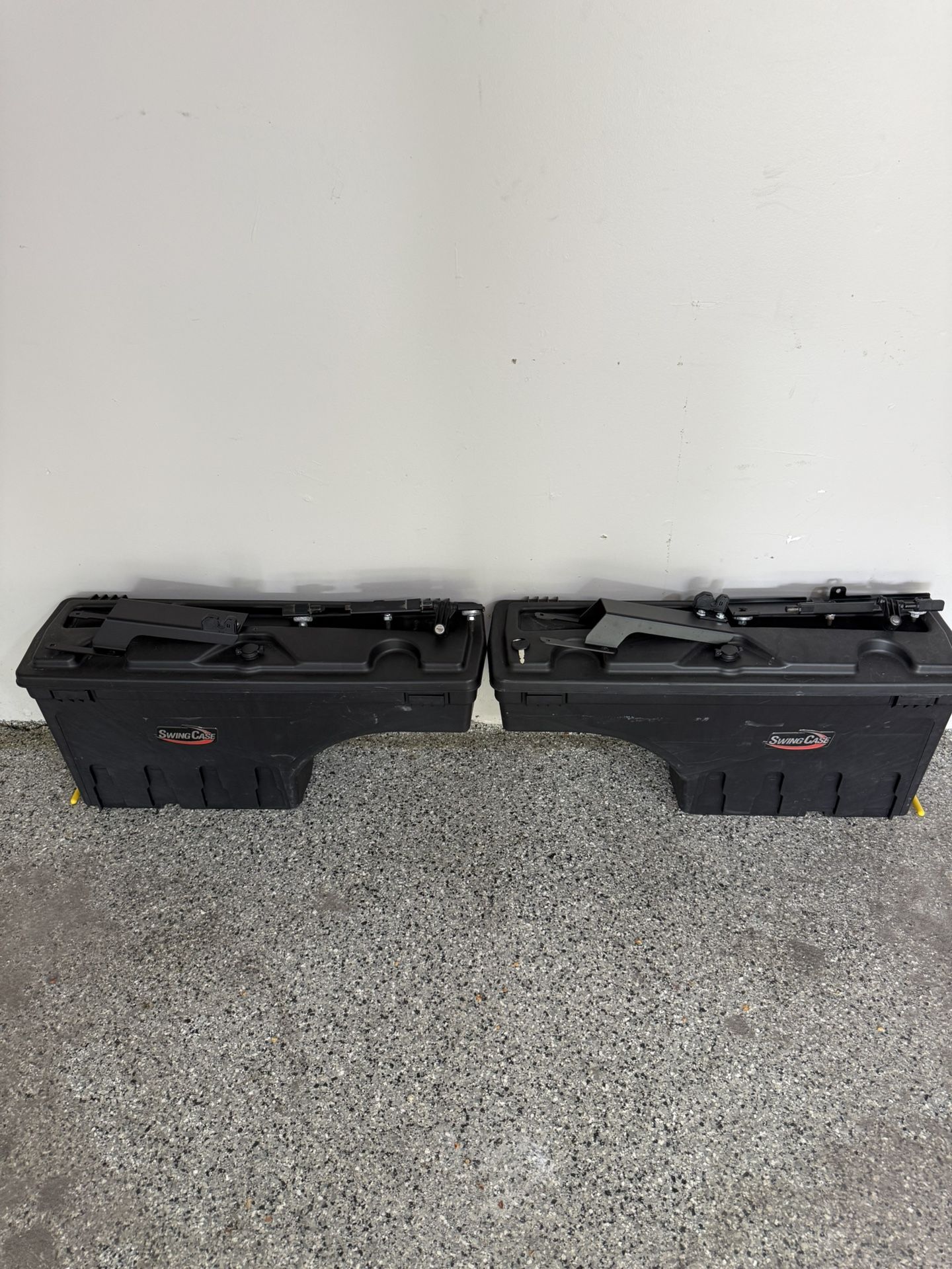 Swing case F-150