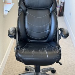 True Wellness Cushioned Office Chair