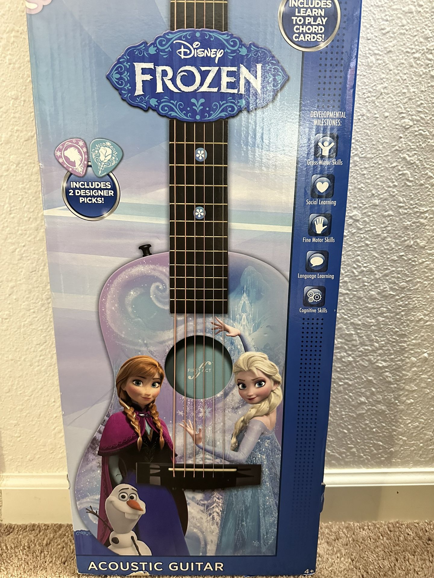 Disney Frozen Acoustic Guitar