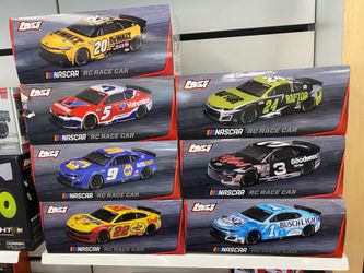 Losi NASCAR 1/12 RC Race Car (MULTIPLE DRIVERS)