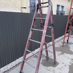 Excellent Condition Two Way Fiberglass Ladder 🪜 
