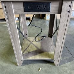 Holderman 23.6" Tall Square End Table with Charging Station (Fully Assembled, Ready to Go!)  • Overall Dimensions: 17.7" W × 17.7" D × 23.6" H  • Tabl