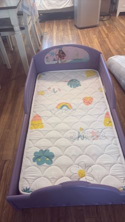 Princess bed like new