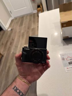 Canon G7X Mark III Camera