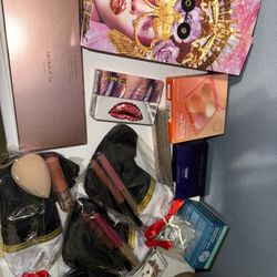 Last Minute Gifts. Makeup