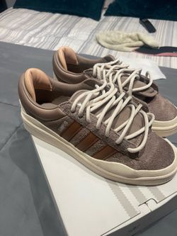 Bad bunny campus shoes