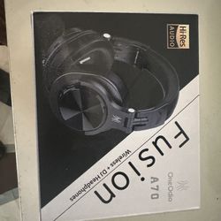 Blue Tooth Headphones