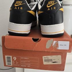 2003 Nike AF1 Batman Black/University Gold
