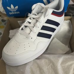 Adidas Men’s Size 9