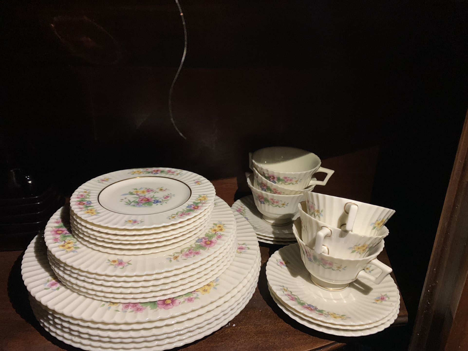 30PC Lenox Sonnet T-415 Fine China Set