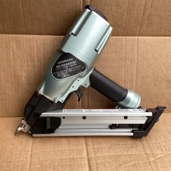 METABO HPT 2-1/2-IN 36-DEGREE PNEUMATIC METAL-CONNECTING NAILER 