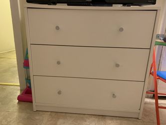3 Drawer Chest