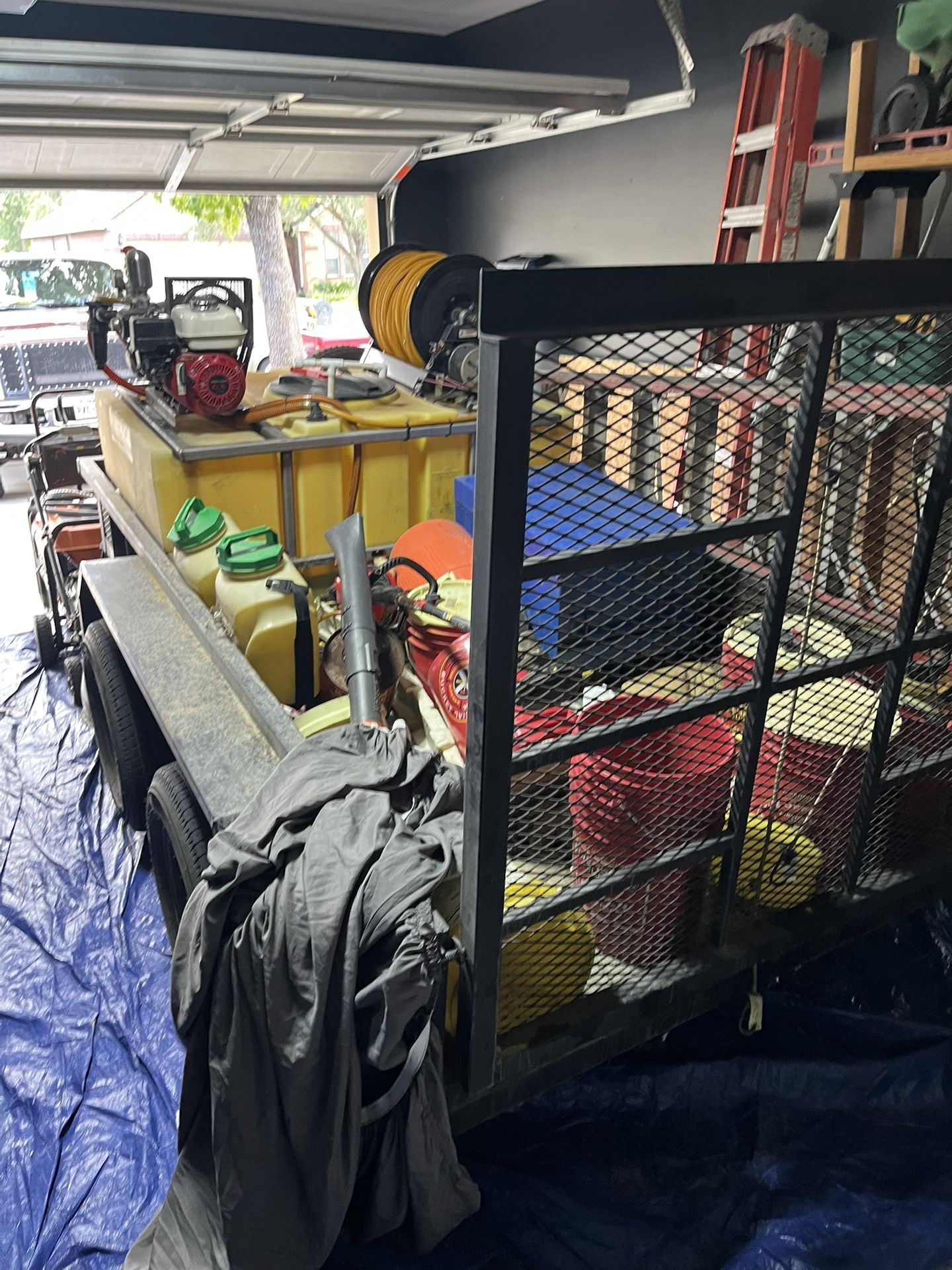 GNC 200 Gallon Space Saver sprayer GNC 1/2 Quick disconnect kit and Trailer