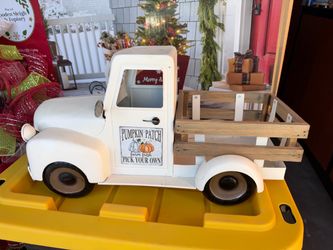 Pumpkin Patch Decorative Metal Truck