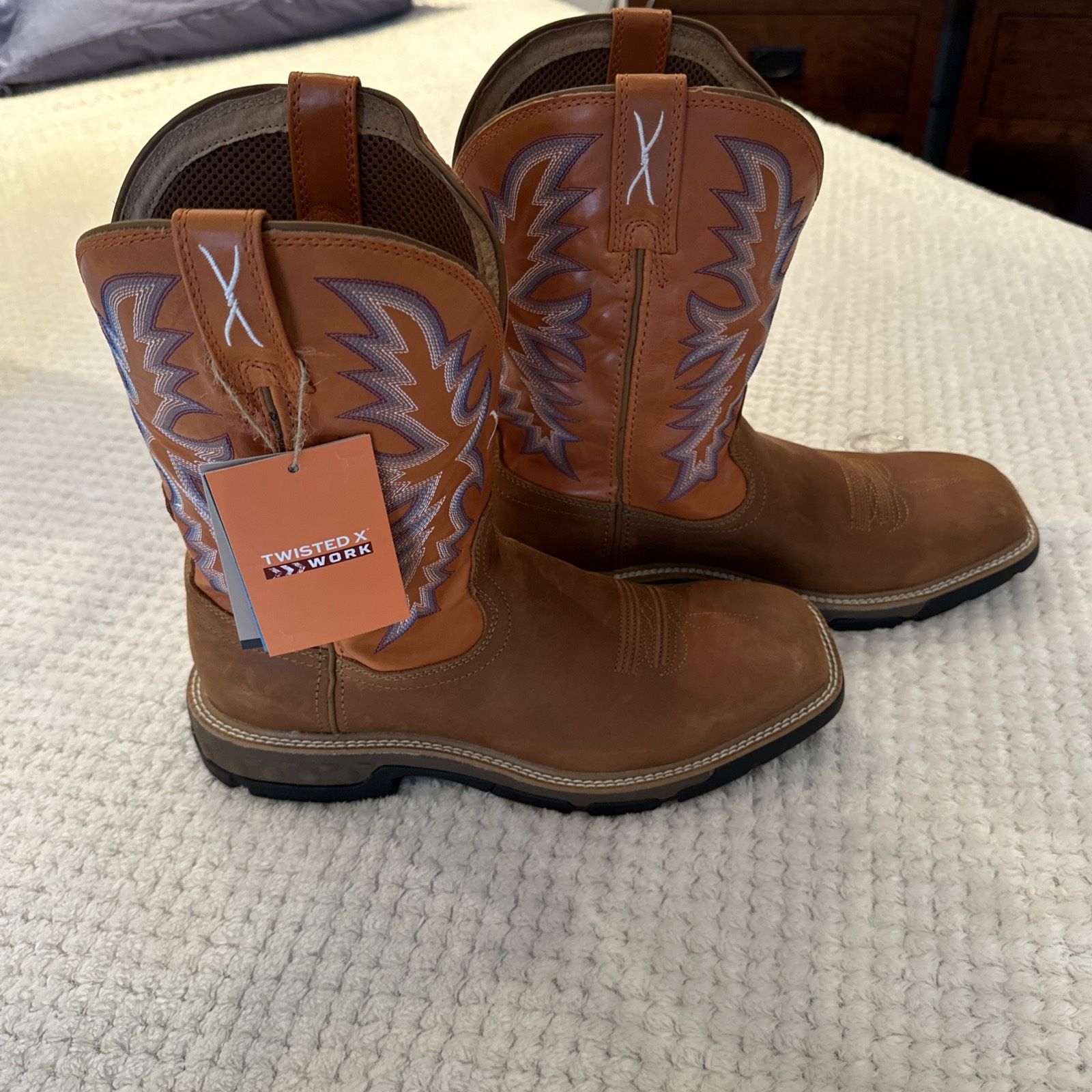 Men’s Cowboy boots Twisted X Soft Toe Boot Tan/Orange Mens Size 11D 200$ OBO