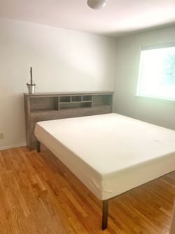 King Bed Set with Memory Foam Mattress, headboard and frame