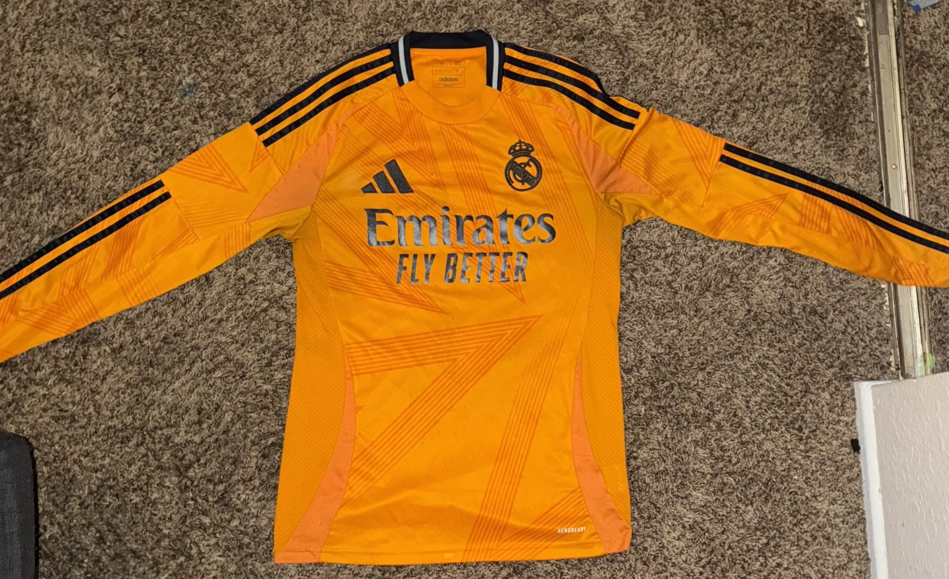 Real Madrid 24/25 Fan Version Away Jersey Size Small