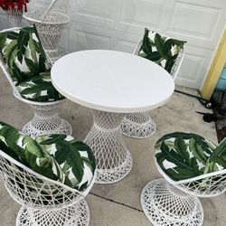 MCM Indoor/Outdoor Bistro Patio Set