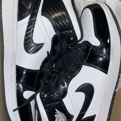 Jordan 1 Mid Carbon