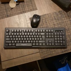 Wireless Key Board With Wireless Mouse