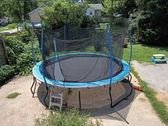 Trampoline